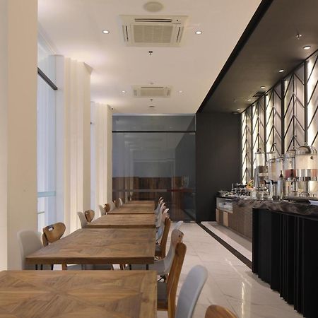 Delua Hotel Jakarta Kültér fotó