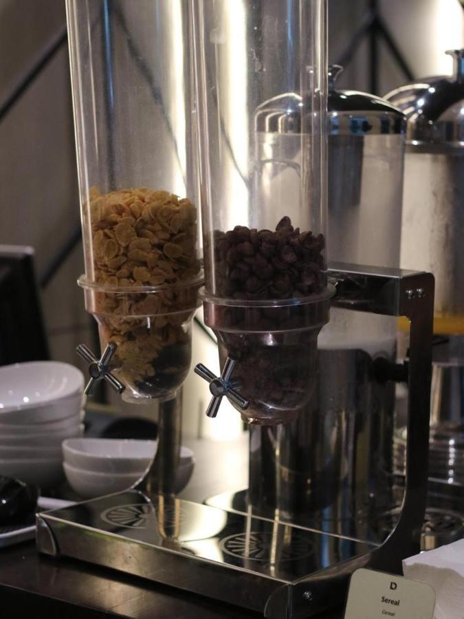 Delua Hotel Jakarta Kültér fotó